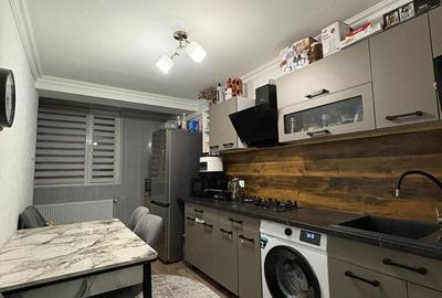 Apartament cu 2 camere decomandat în Tei - 2