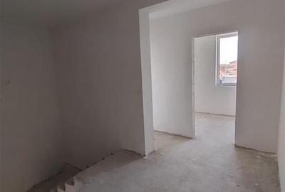RECO Case insiruite cu 3 camere in Sanmartin - 5