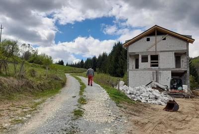 Teren de 950 mp, în Vidra - 1