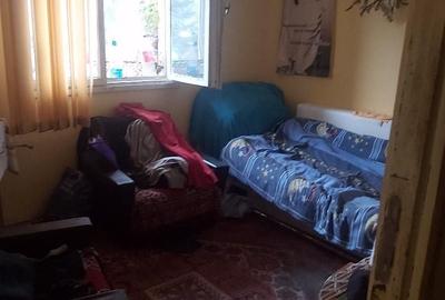 Apartament cu 4 camere decomandat în Tractorul - 5