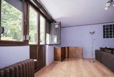 Apartament Romana, Caderea Bastiliei - 4