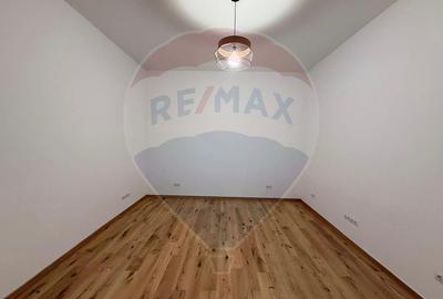 Apartament 4 camere în inima Clujului – pe 2 niveluri si curte comuna - 31