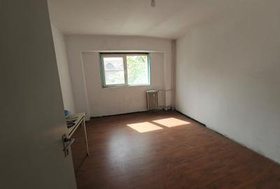 Apartament cu 3 camere decomandat în Lacul Tei - 7