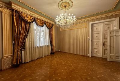Casă individuală cu 12 camere cu Canalizare în Dorobanți - 11