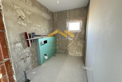 Casă individuală cu 4 camere cu Canalizare în Utvin - 3