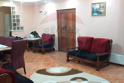 Casa / Vila cu 6 camere de vanzare - 10