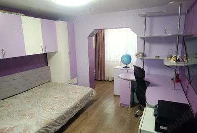 Apartament cu 4 camere decomandat în Lipovei - 2