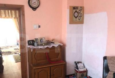 Casă cu 4 camere cu Teren 2906 Mp în Central