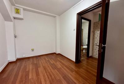 Spatiu comercial stradal cu vizibilitate si trafic pietonal intens | 2 Stejari - 12