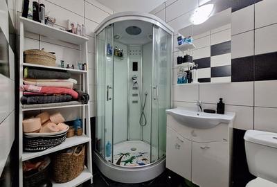 Apartament cu 2 camere, decomandat, 2 balcoane, zona Porii - 8