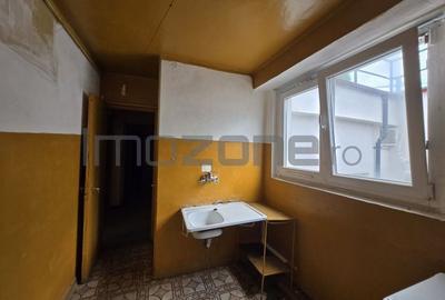 2 CAMERE ^ Plaza Romania ^ decomandat ^ baie cu geam ^ COMISION 0% ^ bloc tip P - 6