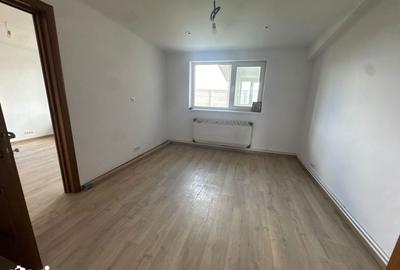 Casă cu Teren 1100 Mp în Central - 11