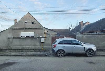 Casă cu 5 camere cu Teren 344 Mp în Central - 10