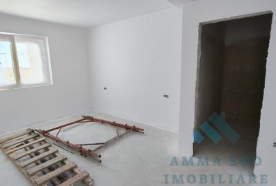 Penthouse cu 4 camere decomandat în Popești-Leordeni - 14