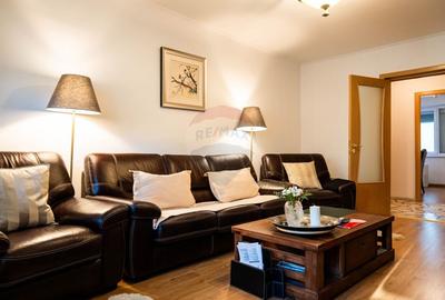 Oferta - Vanzare apartament 4 camere, decomandat, zona Bucur-Obor - 2