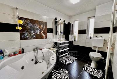 Casa de vanzare ,SUNT PROPIETARUL 7 camere intr o zona foarte linistita - 5