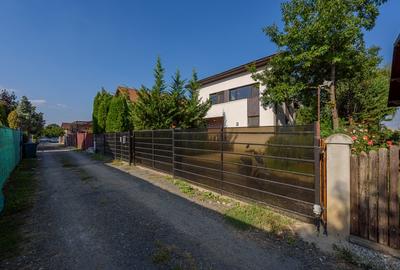 Otopeni - str Campului - Vila 4 camere+birou, curte generoasa - 13