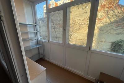Apartament cu 2 camere semidecomandat, mobilat în Calea București - 10