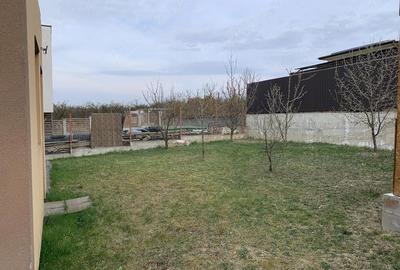 Casă cu 3 camere cu Teren 600 Mp în Sud - 2