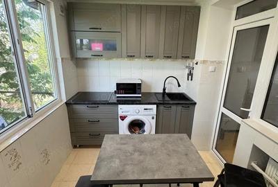 Apartament cu o camera de vanzare zona Buziasului - 1