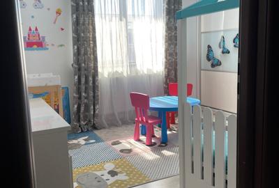 Apartament cu 2 camere decomandat în Dobroești