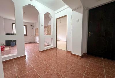 Apartament cu 3 camere decomandat în Zimbru - 2