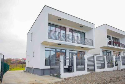 De inchiriat casa cu 4 camere , in zona de Dealuri - 16