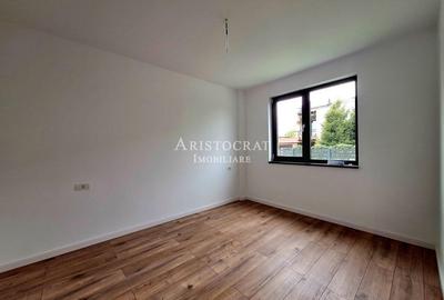 Casă cu 5 camere cu Teren 500 Mp în Ostratu - 4