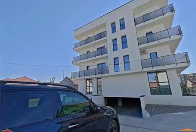 Apartament cu 3 camere decomandat în Micălaca - 2