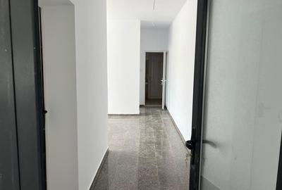 Spațiu comercial, de 270 mp, în Nord - 4