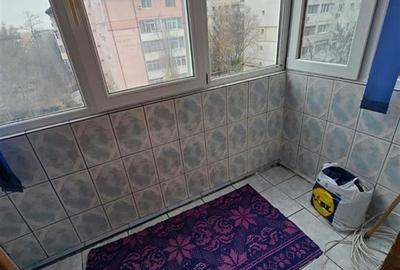 Apartament cu 3 camere semidecomandat în Mircea cel Bătrân - 9