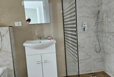 Casă cu 3 camere în Moșnița Nouă