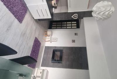 Apartament cu 2 camere decomandat în Girocului