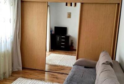 Apartament cu 4 camere în Sub Coastă - 1