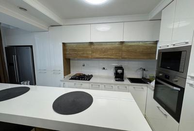 Apartament cu 2 camere decomandat în Central - 1