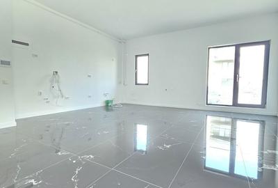 Spațiu comercial, de 50 mp, în Central - 6