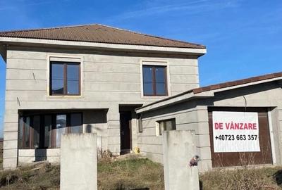Casă cu Teren 500 Mp în Remetea Mare - 1