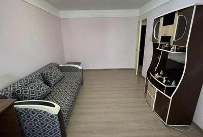 Inchiriere apartament 2 camere Zona 9 Mai / Registrul Comer?ului - 9