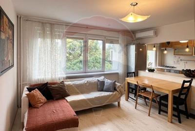 Vanzare apartament spatios,  3 camere - Metrou 1Mai - 2