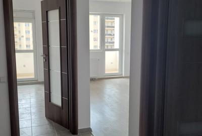 Garsonieră decomandată în Apărătorii Patriei - 2