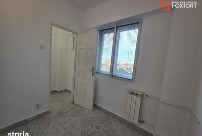 Apartament cu 4 camere decomandat în Intim - 14