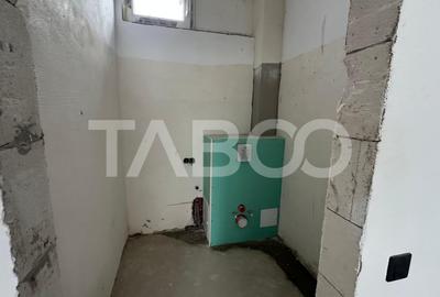 Apartament cu 2 camere semidecomandat în Turnișor - 6