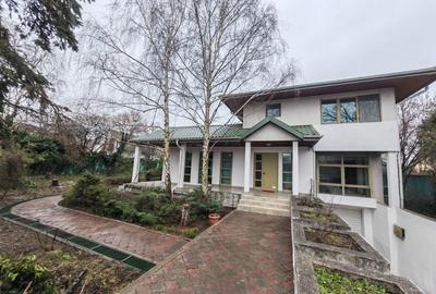 Casă individuală cu 6 camere cu Canalizare în Eforie Sud - 1