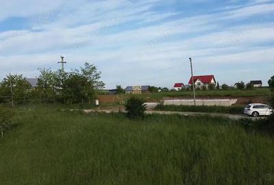 Teren intravilan in oras Siret 1100 mp! De vanzare! 0727817187 - 1