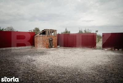Casă cu 5 camere cu Teren 3588 Mp în Central - 2