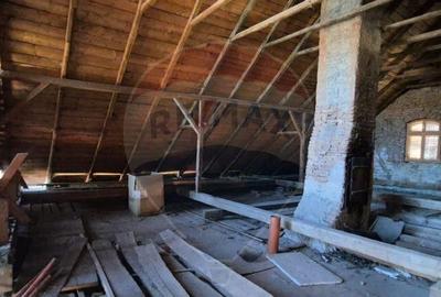 Casă cu 2 camere cu Teren 1804 Mp în Cața - 12