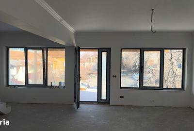 Casă cu 6 camere cu Teren 463 Mp în Costești - 7