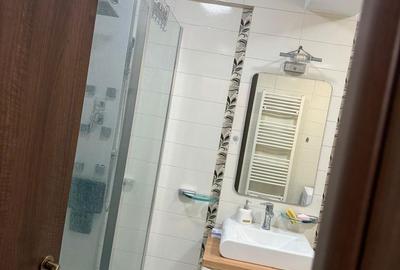 Apartament cu 2 camere decomandat în Apărătorii Patriei - 18