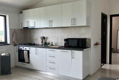 Apartament cu 2 camere decomandat în Cârlig - 4