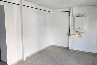 Spatiu comercial amenajat zona Lic.Economic - 3